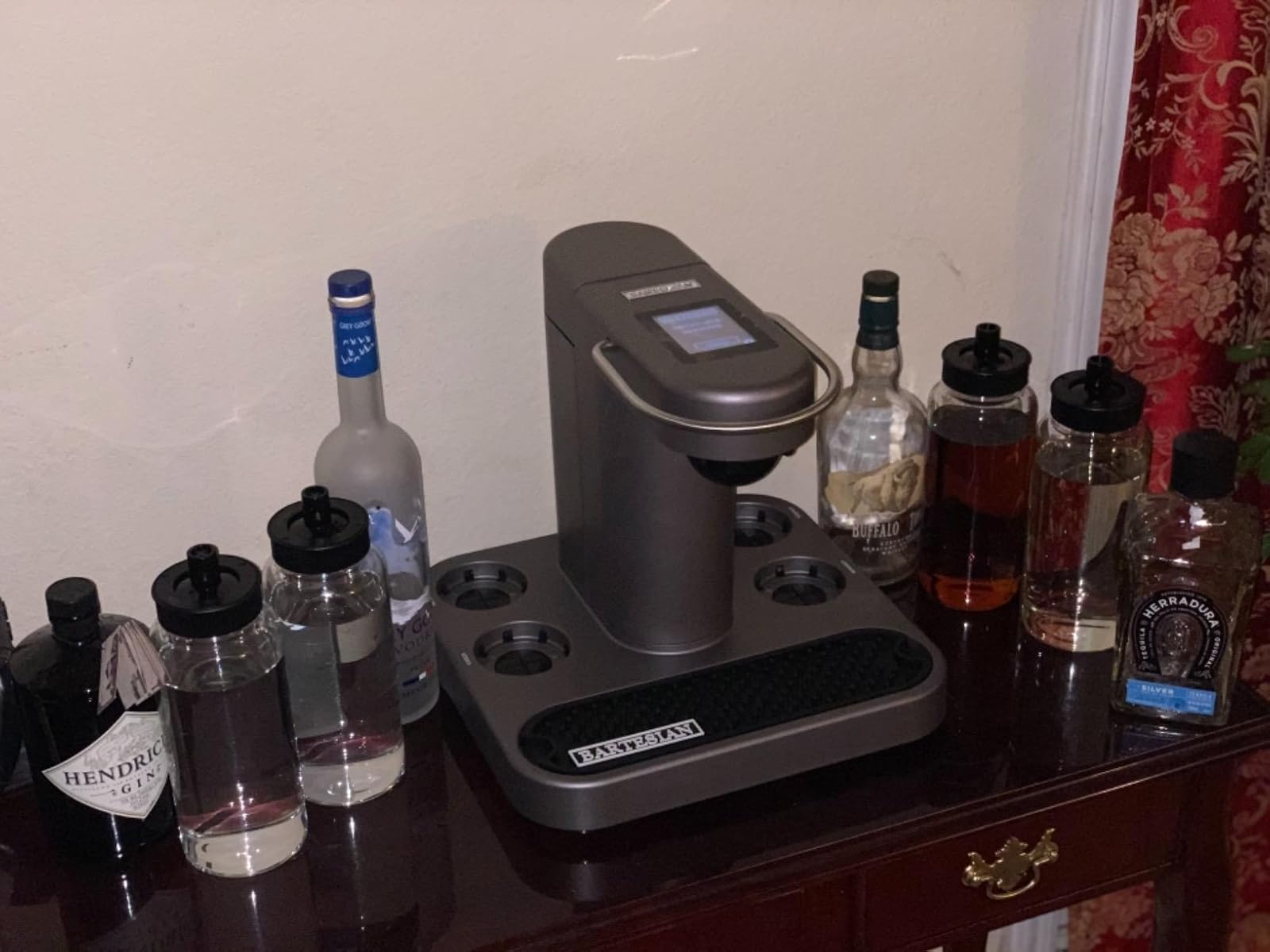 Review of Bartesian Cocktail Making Machine - Automatic Mixology Home Bar Cocktails Mixing Maker - Push Button Pre Mixed Drink Capsule Dispenser Shaker for Margarita, Old Fashioned, Martini, Daiquiri & More by thai son