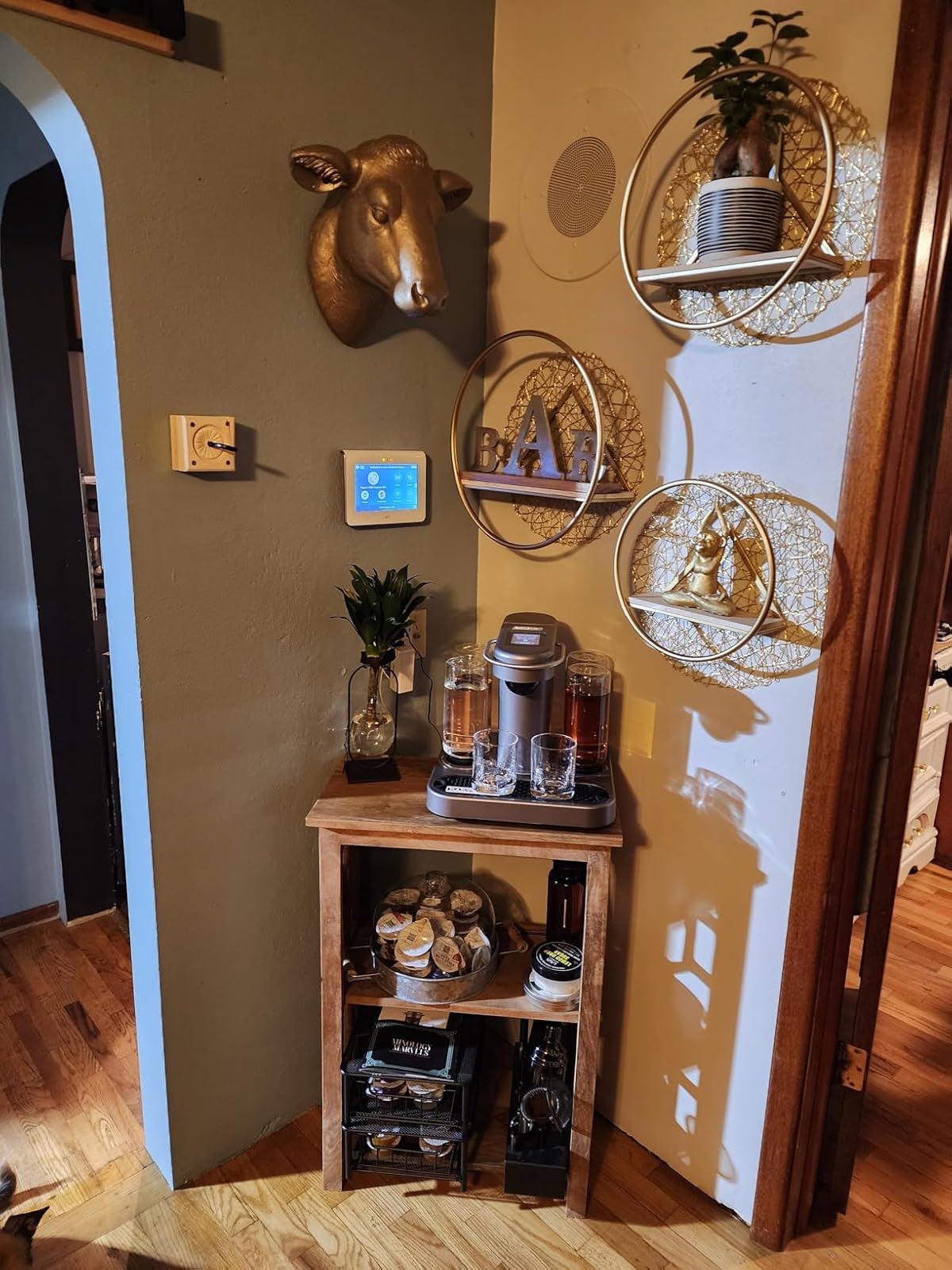 Review of Bartesian Cocktail Making Machine - Automatic Mixology Home Bar Cocktails Mixing Maker - Push Button Pre Mixed Drink Capsule Dispenser Shaker for Margarita, Old Fashioned, Martini, Daiquiri & More by stacey cole