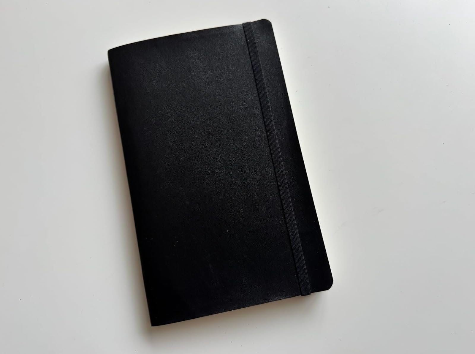 Review of Moleskine Smart Writing Set Smart Notebook & New Smart Pen (2022) - Store Handwritten Notes Digitally, with Connected Notebook Notes App (Only Compatible Smart Notebooks) by Mathieu
