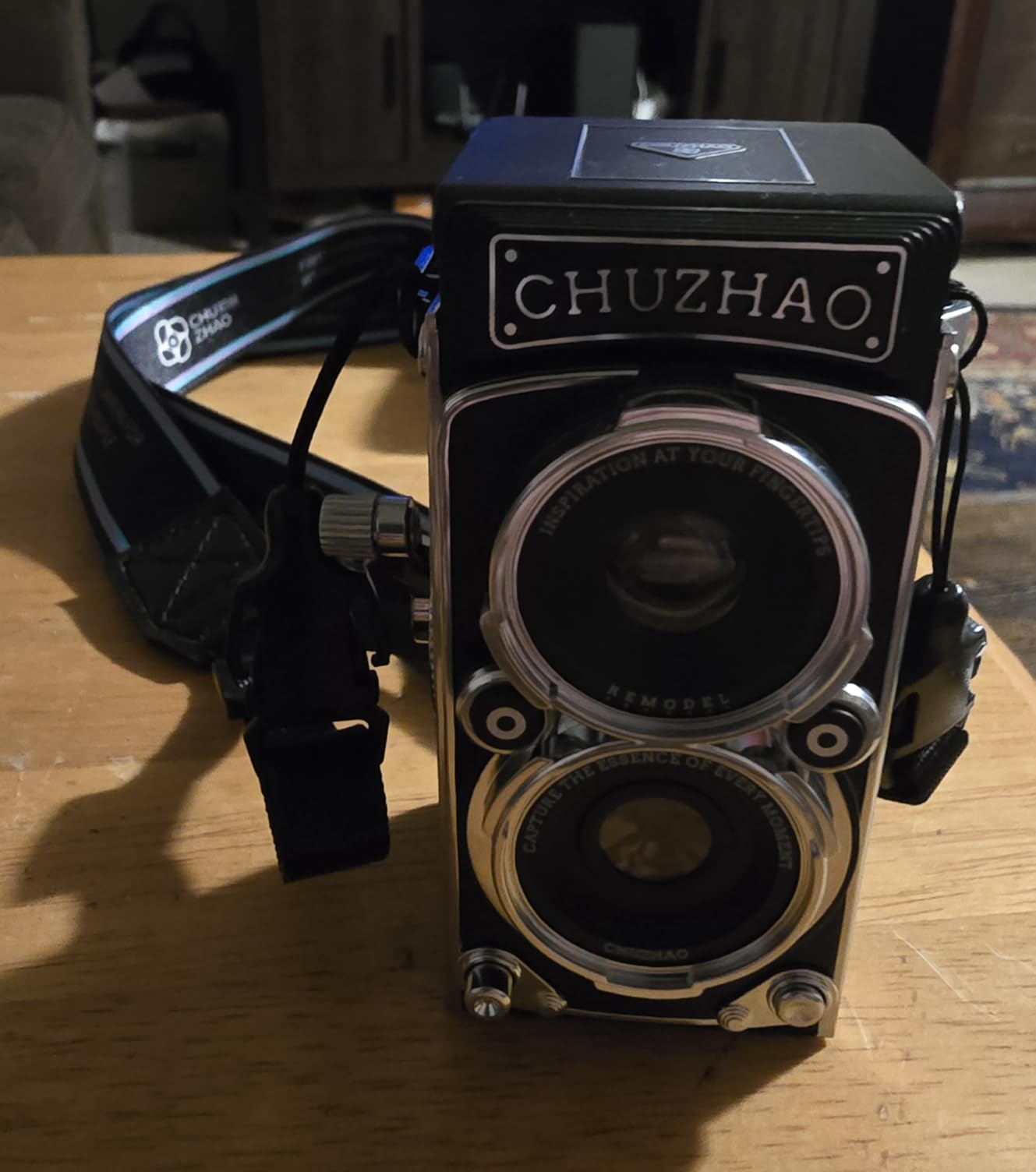 Review of Retro HD Twin-Lens Reflex Portable Mini Camera by Deb