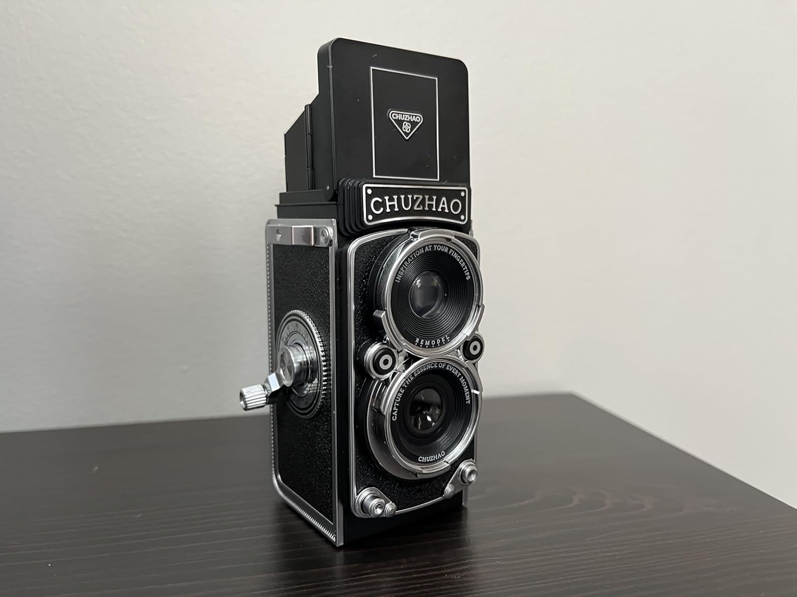 Review of Retro HD Twin-Lens Reflex Portable Mini Camera by J.L.M.