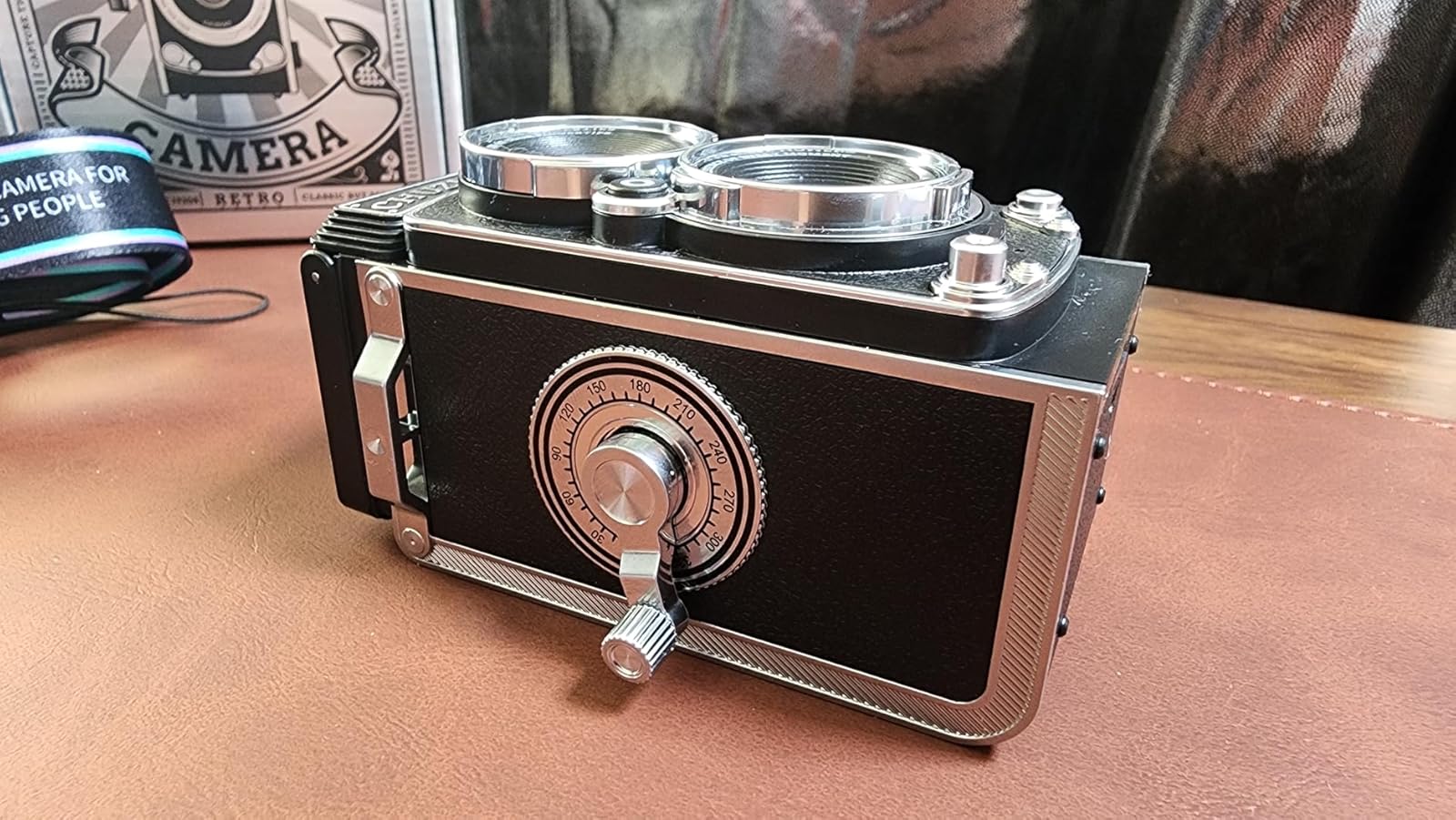Review of Retro HD Twin-Lens Reflex Portable Mini Camera by Alex